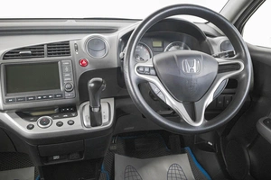 Минивэн Honda Stream 2012 года, 1309000 рублей, Кемерово