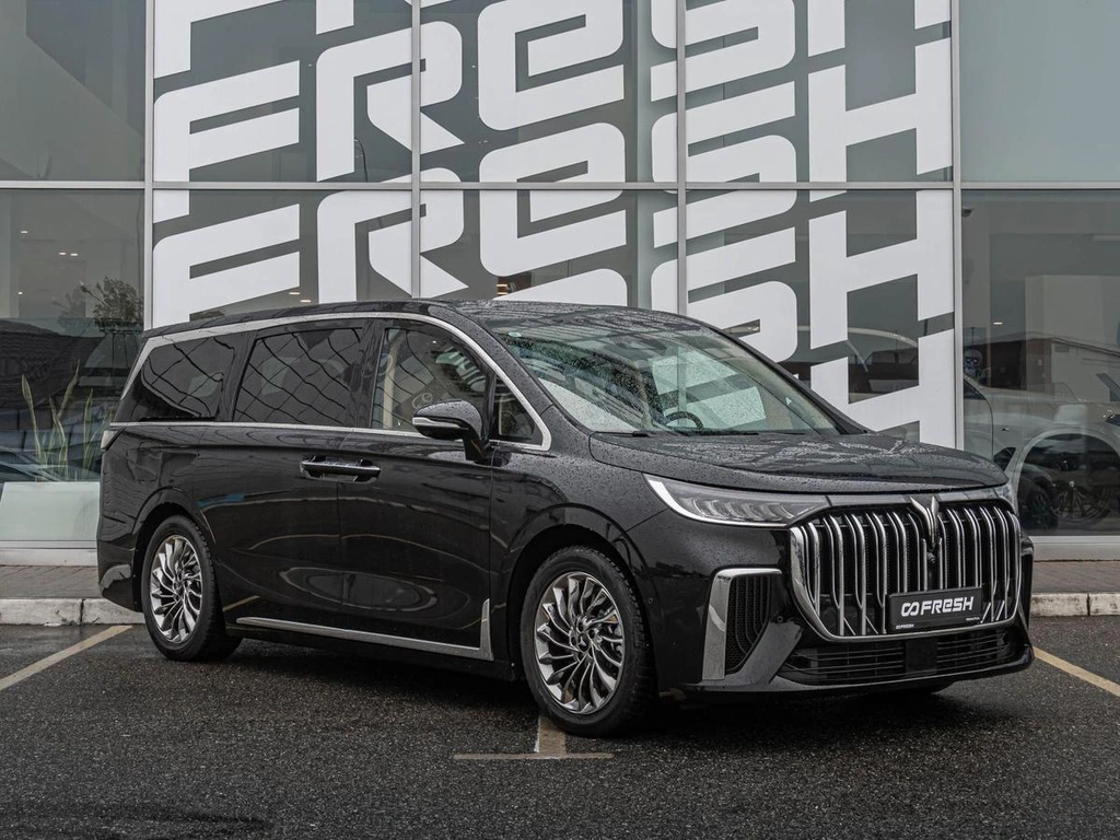 Минивэн Voyah Dream 2023 года, 4930000 рублей, Краснодар