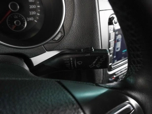 Хетчбэк Volkswagen Golf 2011 года, 949000 рублей, Воронеж