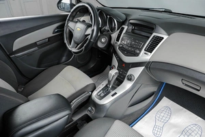 Седан Chevrolet Cruze 2012 года, 719000 рублей, Тюмень