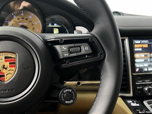 Лифтбек Porsche Panamera 4 2016 года, 3849900 рублей, Казань