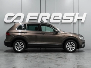 Внедорожник Volkswagen Tiguan 2017 года, 2449000 рублей, Воронеж