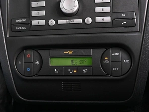 Хетчбэк Ford Fusion 2007 года, 525000 рублей, Ростов-на-Дону