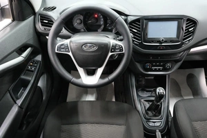 Седан ВАЗ (LADA) Vesta 2016 года, 749000 рублей, Омск