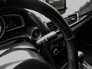 Седан Mazda 3 2014 года, 1299000 рублей, Владимир