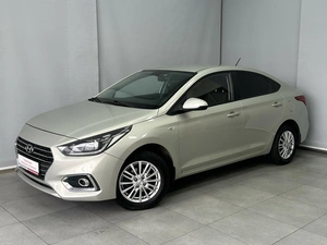 Седан Hyundai Solaris 2017 года, 1245000 рублей, Красноярск
