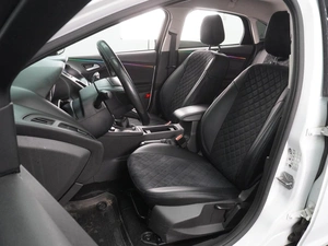 Седан Ford Focus 2015 года, 1124000 рублей, Воронеж