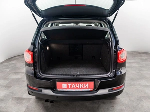 Внедорожник Volkswagen Tiguan 2010 года, 1155000 рублей, Красноярск