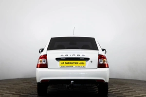 Седан ВАЗ (LADA) Priora 2016 года, 809000 рублей, Пермь