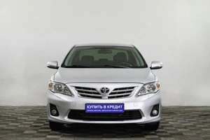 Седан Toyota Corolla 2011 года, 1199000 рублей, Сургут