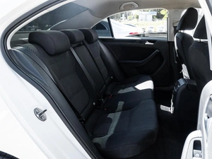Седан Volkswagen Jetta 2013 года, 998000 рублей, Ставрополь
