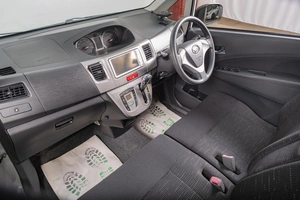 Минивэн Daihatsu Move 2011 года, 599000 рублей, Томск