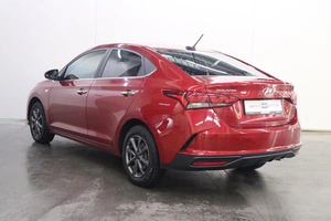 Седан Hyundai Solaris 2021 года, 1880000 рублей, Брянск