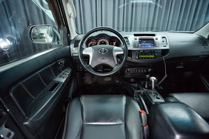 Пикап Toyota Hilux 2014 года, 2597000 рублей, Красноярск