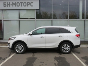 Внедорожник Kia Sorento 2017 года, 2420000 рублей, Брянск