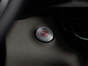 Седан Kia Optima 2016 года, 1599000 рублей, Тюмень