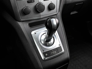 Минивэн Opel Zafira 2013 года, 834000 рублей, Кирилловка