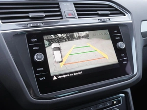 Внедорожник Volkswagen Tiguan 2019 года, 2350000 рублей, Волгоград