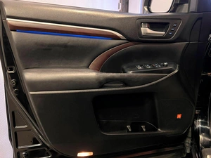 Внедорожник Toyota Highlander 2015 года, 2799000 рублей, Красноярск