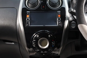 Хетчбэк Nissan Note 2013 года, 899000 рублей, Новосибирск