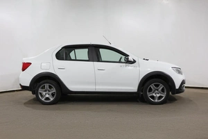 Седан Renault Logan Stepway 2019 года, 1038000 рублей, Орёл