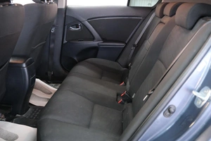 Седан Toyota Avensis 2009 года, 999000 рублей, Омск