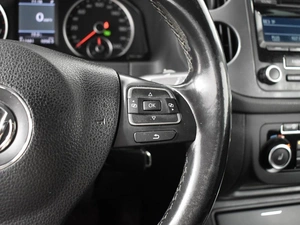 Внедорожник Volkswagen Tiguan 2012 года, 1463900 рублей, Казань