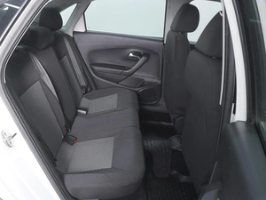 Седан Volkswagen Polo 2011 года, 690000 рублей, Ростов-на-Дону