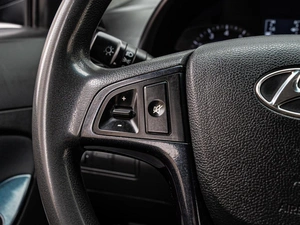 Хетчбэк Hyundai Solaris 2015 года, 999000 рублей, Краснодар