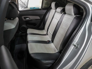 Седан Chevrolet Cruze 2011 года, 869000 рублей, Воронеж