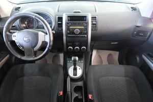 Внедорожник Nissan X-Trail 2012 года, 1319000 рублей, Омск