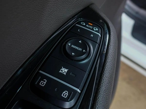 Седан Kia Optima 2018 года, 1869000 рублей, Воронеж