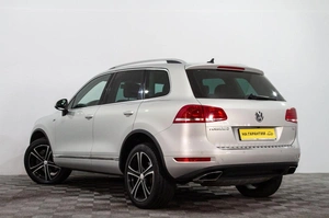 Внедорожник Volkswagen Touareg 2012 года, 2139000 рублей, Сургут