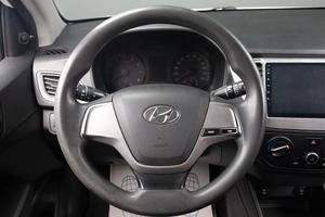 Седан Hyundai Solaris 2017 года, 789000 рублей, Оренбург