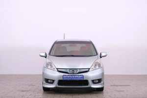Универсал Honda Fit Shuttle 2013 года, 999000 рублей, Омск