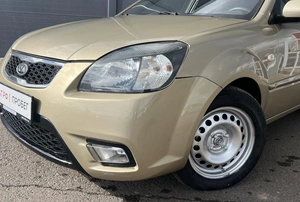 Седан Kia Rio 2010 года, 535000 рублей, Солонцы