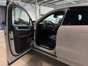 Внедорожник Porsche Cayenne 2025 года, 17990000 рублей, Павловская Слобода