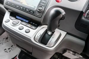 Минивэн Honda Stream 2010 года, 1049000 рублей, Красноярск