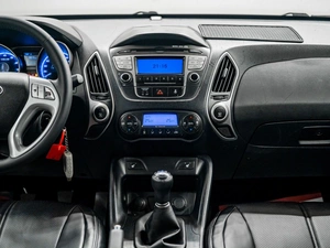 Внедорожник Hyundai ix35 2010 года, 999000 рублей, Красноярск