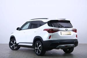 Внедорожник Kia Seltos 2021 года, 2199000 рублей, Омск