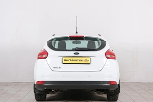 Хетчбэк Ford Focus 2016 года, 889000 рублей, Красноярск