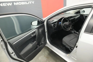 Седан Toyota Corolla 2016 года, 1650000 рублей, Курск