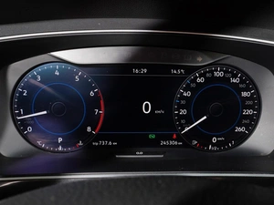Внедорожник Volkswagen Tiguan 2018 года, 1898000 рублей, Тверь