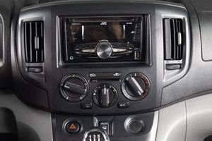 Минивэн Nissan NV200 2011 года, 1349000 рублей, Оренбург