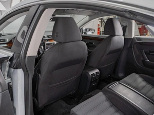 Седан Volkswagen Passat CC 2011 года, 1239000 рублей, Тюмень