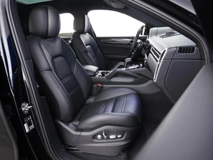 Внедорожник Porsche Cayenne S 2019 года, 8149055 рублей, Москва