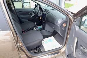 Хэтчбек Renault Sandero 2018 года, 1060000 рублей, Мирное