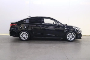 Седан Kia Rio 2019 года, 1390000 рублей, Брянск