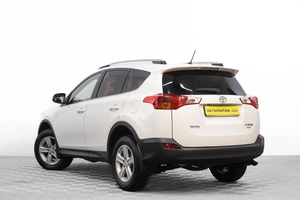 Внедорожник Toyota RAV4 2015 года, 2399000 рублей, Барнаул