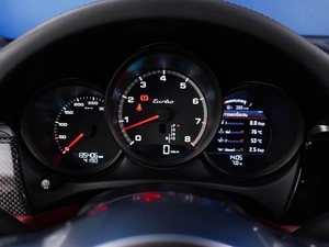 Внедорожник Porsche Macan Turbo 2014 года, 2699982 рублей, Москва